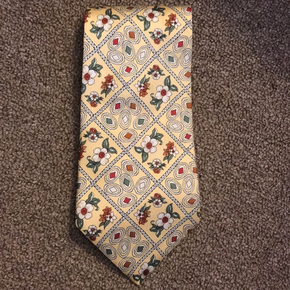 Silk Accents Silk Tie - Pale Yellow Floral - Picture 1 of 4